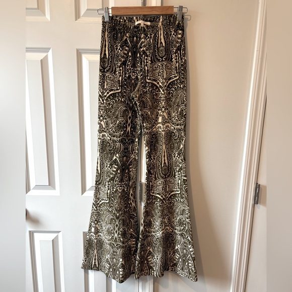 Free People Novella Royale Janis Bell Bottom Flare Velvet Pants NWT - Picture 2 of 10